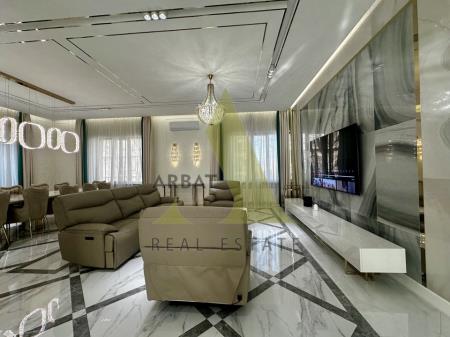 Фото Отдельный дом, 7 комн, 600м²