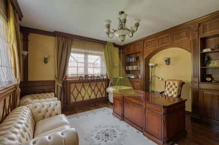 Фото Отдельный дом, 7 комн, 500м²