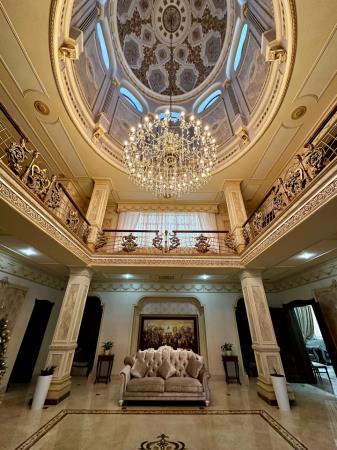 Фото Отдельный дом, 25 комн, 1674м²