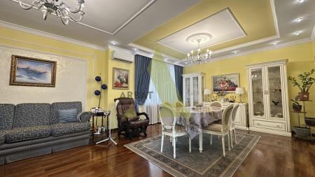 Фото Отдельный дом, 6 комн, 530.9м²