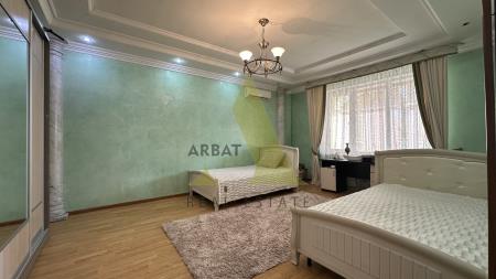 Фото Отдельный дом, 8 комн, 568м²