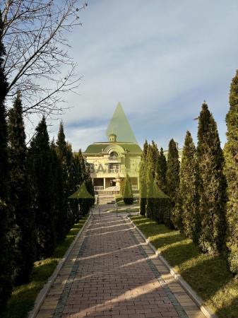 Фото Отдельный дом, 28 комн, 3000м²