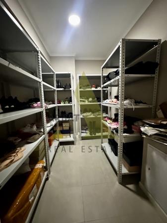 Фото Отдельный дом, 7 комн, 600м²