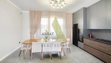 Фото Отдельный дом, 5 комн, 370м²