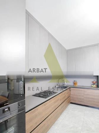 Фото Отдельный дом, 5 комн, 370м²