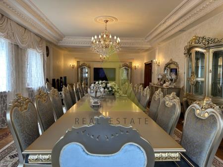 Фото Отдельный дом, 8 комн, 870м²