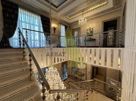 Фото Отдельный дом, 10 комн, 1500м²