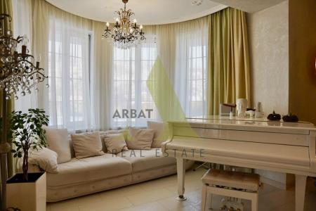 Фото Отдельный дом, 9 комн, 594м²