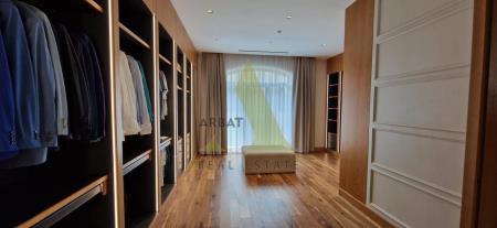 Фото Отдельный дом, 10 комн, 1125м²