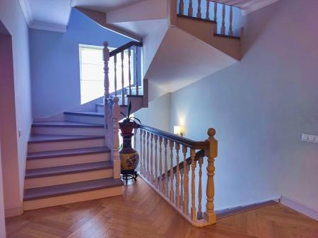 Фото Отдельный дом, 5 комн, 420м²