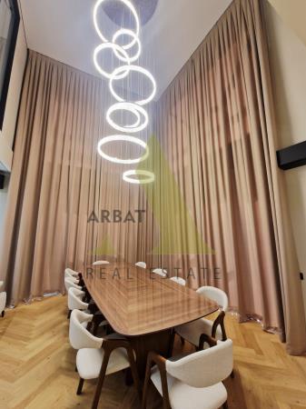 Фото Квартира, 6 комн, 288.1 м², 1/5 эт., 2024 г.п.