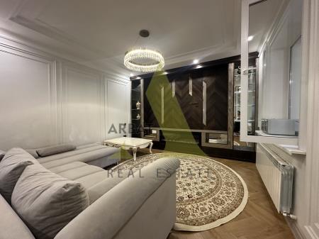 Фото Отдельный дом, 8 комн, 350м²