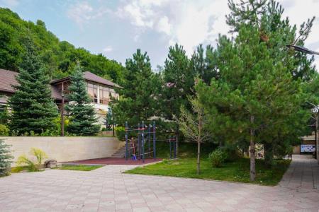 Фото Отдельный дом, 5 комн, 550м²
