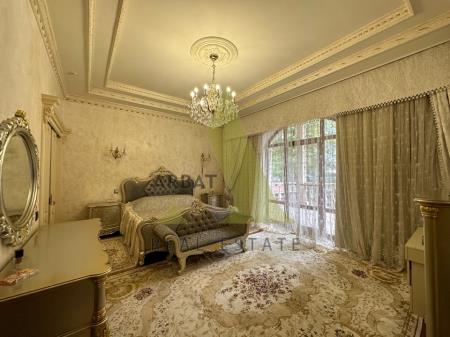 Фото Отдельный дом, 8 комн, 870м²