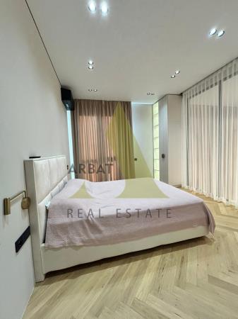 Фото Квартира, 6 комн, 288.1 м², 1/5 эт., 2024 г.п.