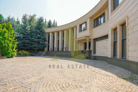 Фото Свободное назначение, 1300 м²