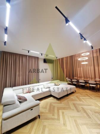 Фото Квартира, 6 комн, 288.1 м², 1/5 эт., 2024 г.п.