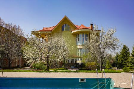 Фото Отдельный дом, 8 комн, 600м²