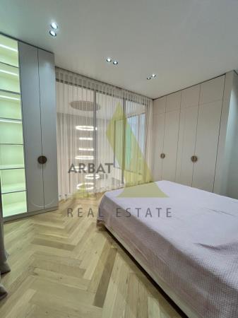 Фото Квартира, 6 комн, 288.1 м², 1/5 эт., 2024 г.п.