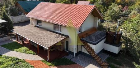 Фото Отдельный дом, 4 комн, 180м²