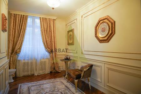 Фото Отдельный дом, 7 комн, 800м²