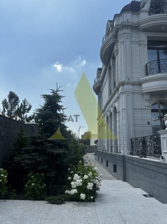 Фото Отдельный дом, 10 комн, 1565м²