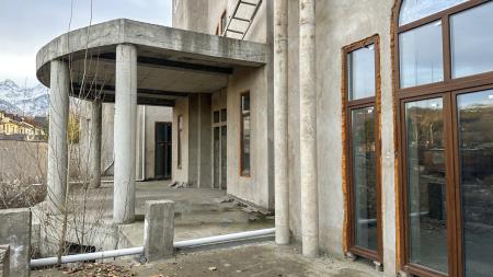 Фото Отдельный дом, 8 комн, 2100м²