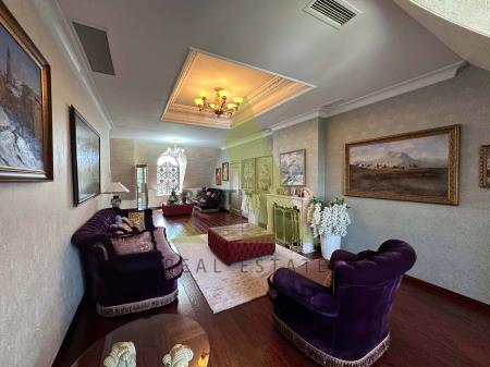 Фото Отдельный дом, 10 комн, 1500м²