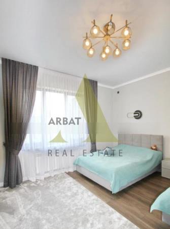 Фото Отдельный дом, 5 комн, 370м²