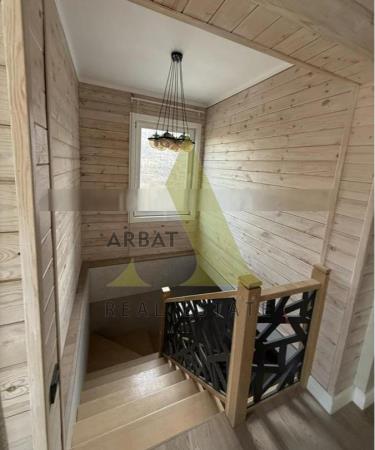 Фото Отдельный дом, 8 комн, 462м²