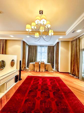 Фото Отдельный дом, 7 комн, 700м²