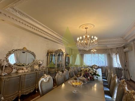 Фото Отдельный дом, 8 комн, 870м²