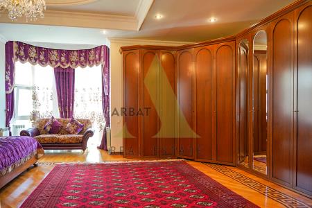 Фото Отдельный дом, 8 комн, 600м²