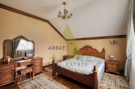 Фото Отдельный дом, 7 комн, 500м²