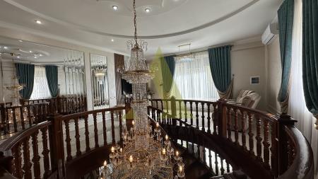 Фото Отдельный дом, 8 комн, 568м²