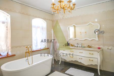 Фото Отдельный дом, 7 комн, 782м²