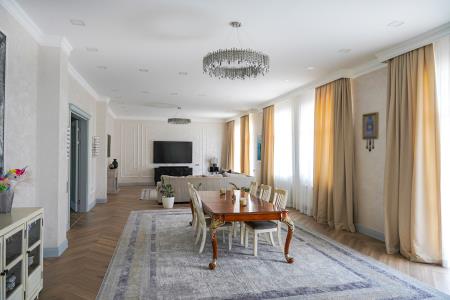Фото Отдельный дом, 8 комн, 1112м²