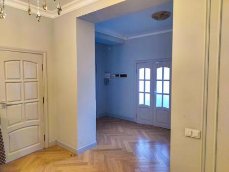 Фото Отдельный дом, 5 комн, 420м²