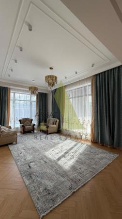 Фото Отдельный дом, 6 комн, 400м²