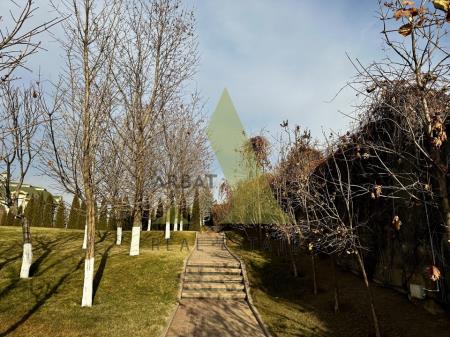 Фото Отдельный дом, 28 комн, 3000м²