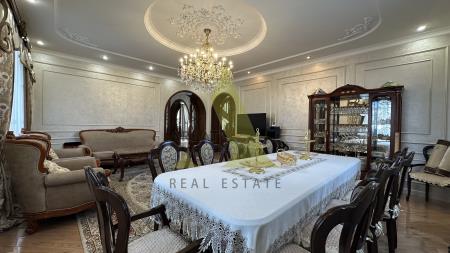 Фото Отдельный дом, 8 комн, 568м²