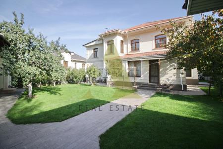 Фото Отдельный дом, 7 комн, 381м²