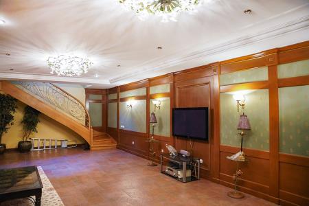 Фото Отдельный дом, 7 комн, 842м²