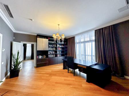 Фото Отдельный дом, 7 комн, 700м²