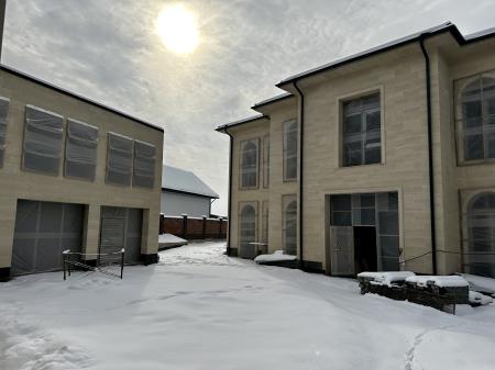 Фото Отдельный дом, 7 комн, 1700м²