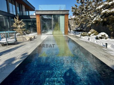 Фото Отдельный дом, 10 комн, 750м²