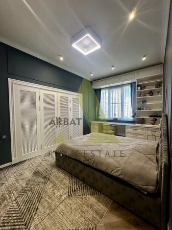 Фото Отдельный дом, 7 комн, 600м²