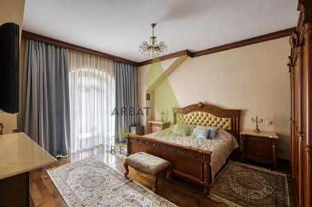 Фото Отдельный дом, 7 комн, 500м²
