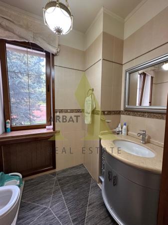 Фото Отдельный дом, 8 комн, 870м²
