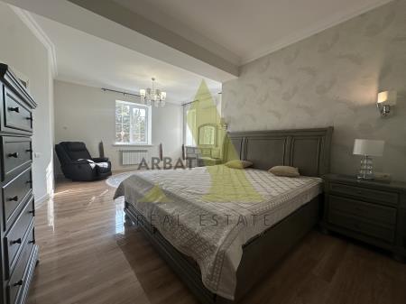 Фото Отдельный дом, 8 комн, 350м²